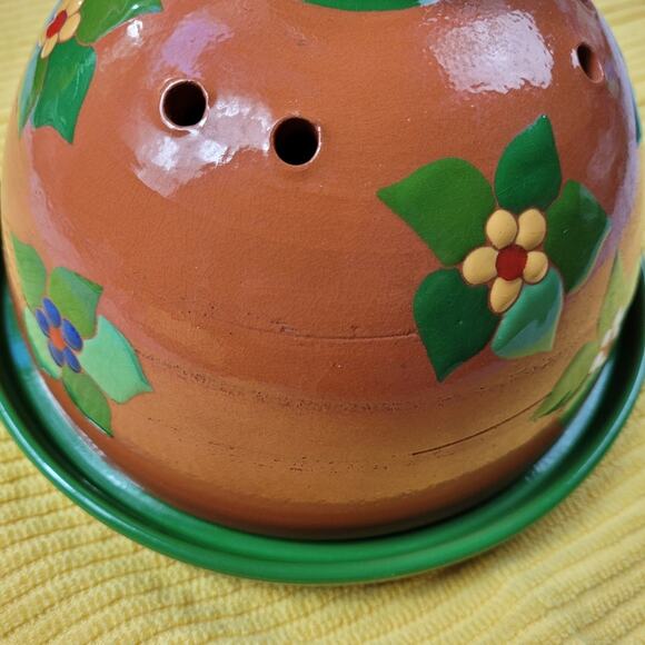 2 piece Cheese or Butter Decorative Terracotta Storage Dome from Brazil - Picture 10 of 16